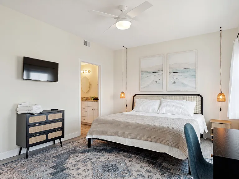 128 Ashworth Ave #308 — Photo 13