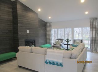 4302 Eastern Ave, Davenport, IA 52807