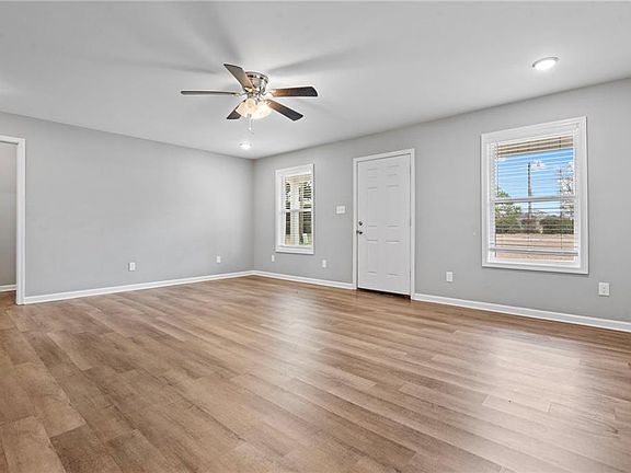 5th image of 7078 Westfield Rd