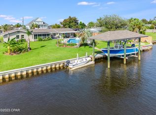 4663 Baywood Dr, Lynn Haven, FL 32444