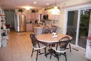2nd image of 6 Stonehedge Rd