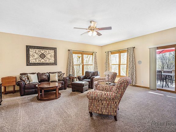 2nd image of 7063 Tramore Ct NE