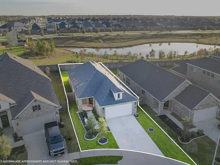 31115 Albany Brook Ln — Photo 46