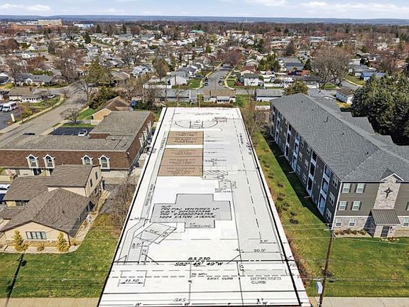 4th image of 1224 Eaton Ave