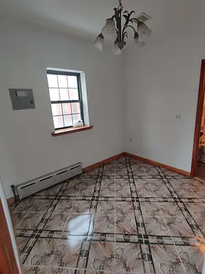 Rented by Apple Exclusive Realty Inc | media 36