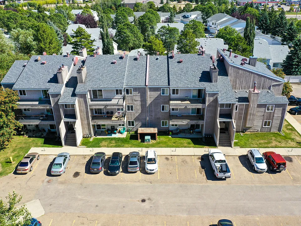 7 Poirier Ave #PREMIUM