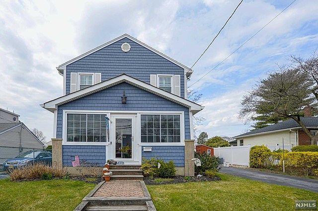 10-14 6th St, Fair Lawn, NJ 07410 | Zillow