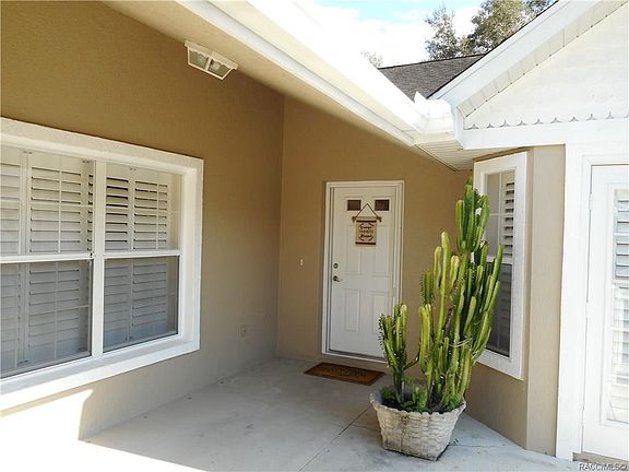 3rd image of 1535 N Endicott Point