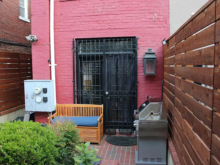 1335 Florida Ave NW #A — Photo 17