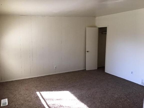 5th image of 462 E Granite Ave APT 2
