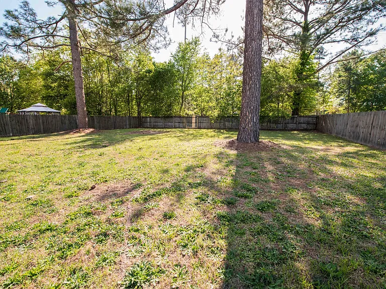 1066 Quail Meadow Dr — Photo 6