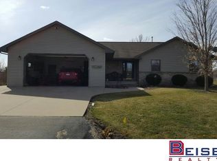 546 E Scott St, Omro, WI 54963