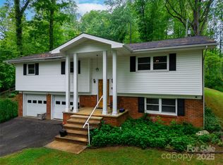 220 Frosty Ridge Rd, Sylva, NC 28779