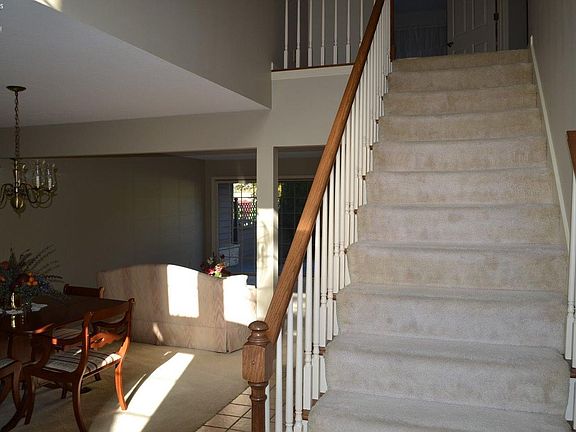 4th image of 2319 Quail Hollow Ln
