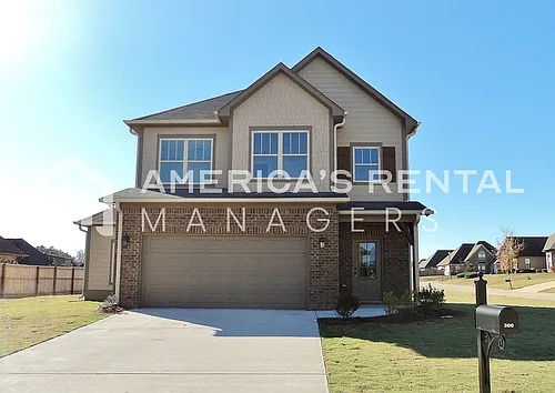 300 Oakwell Cir Photo 1