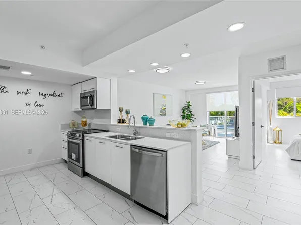 1850 Monroe St #205, Hollywood, FL 33020