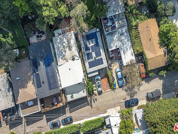 3rd image of 8518 Walnut Dr