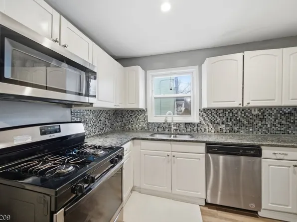 94 S 21St Ave, Manville Boro, NJ 08835