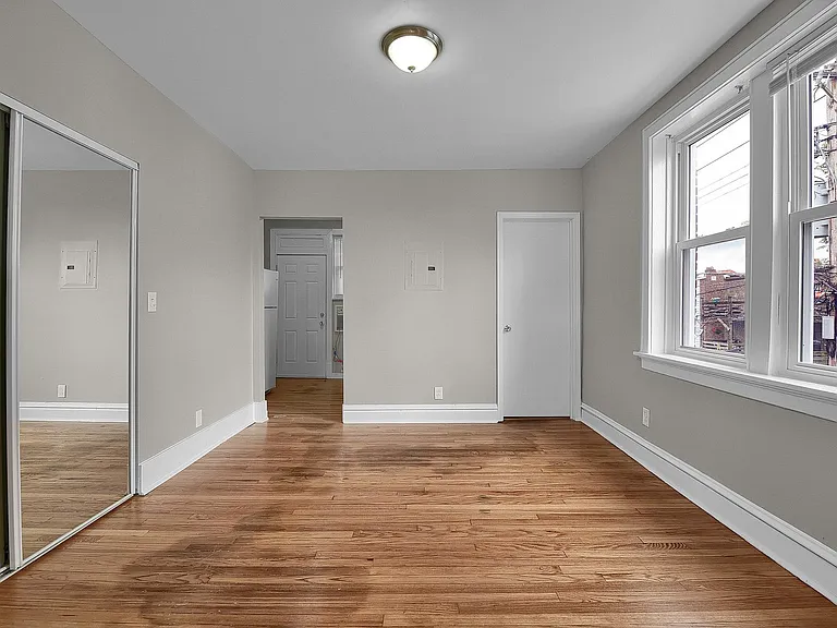 3915 Hereford St #2N — Photo 5