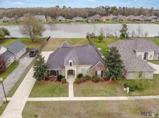 12469 Timberwood Dr, Walker, LA 70785