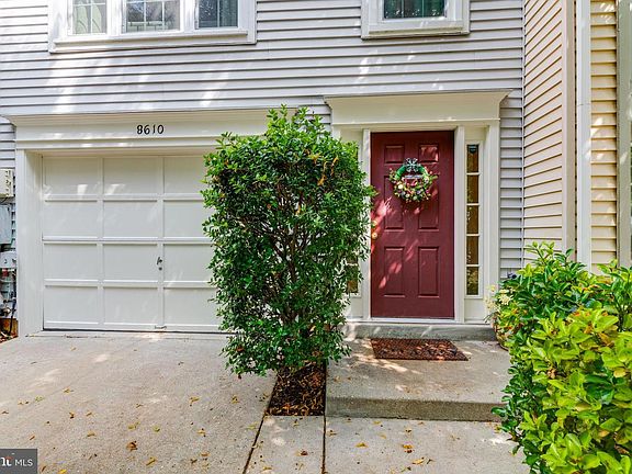 3rd image of 8610 Hartwood Pl