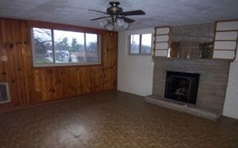 2nd image of 639 Dora St