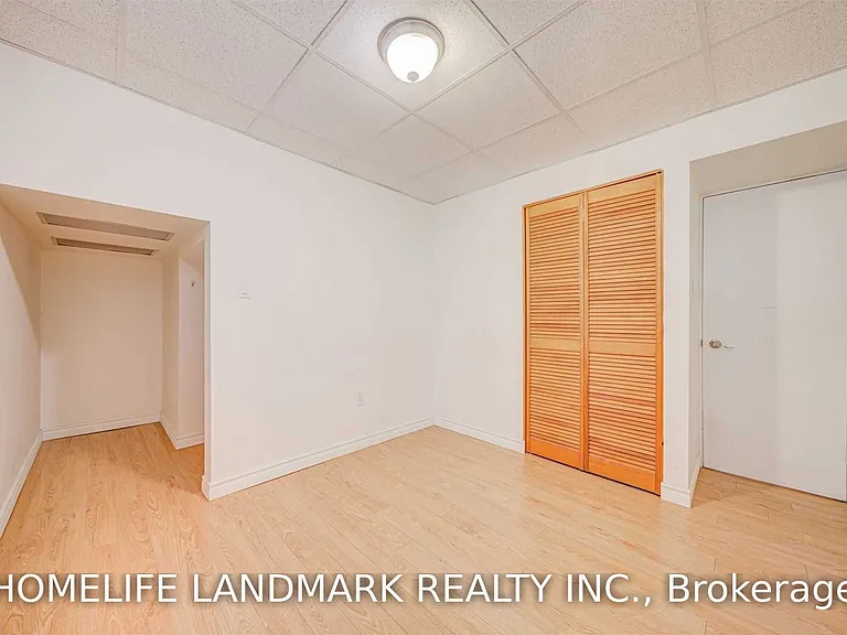 171 Greenfield Ave #BASEMENT — Photo 5
