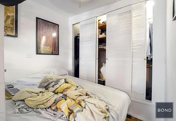 Rented by Bond New York | media 23