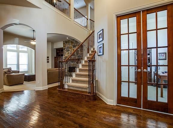 4th image of 434 Glenbrook Dr