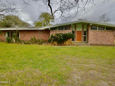 1915 N River Oaks Dr, Abbeville, LA, 70510