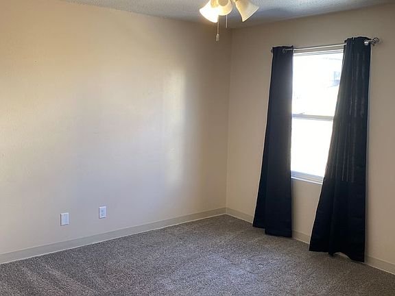 2nd image of 306 Melody Ln APT 1