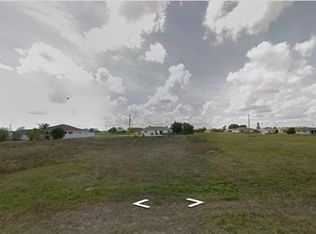 216 NW 5th Ter, Cape Coral, FL 33993