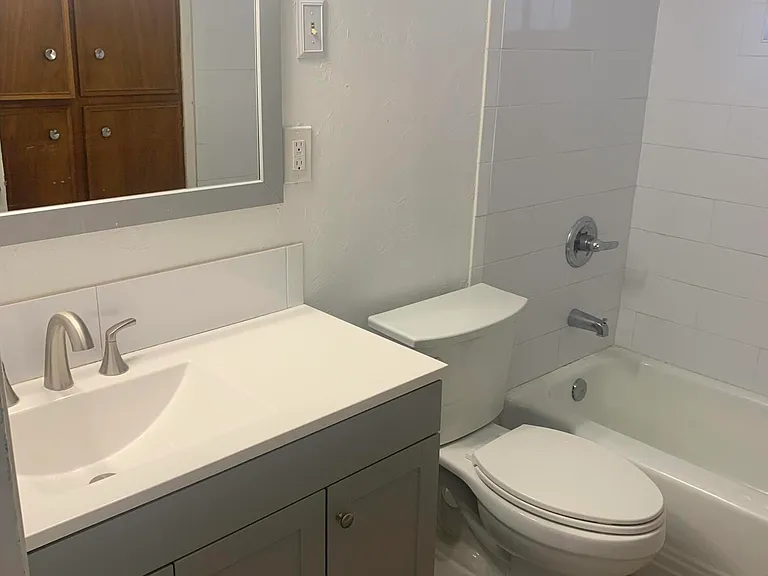 3241 E Monte Vista Dr — Photo 12