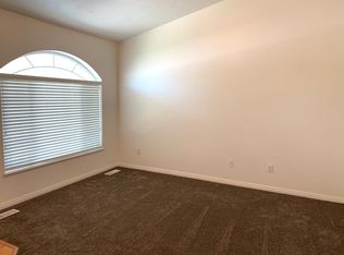 1122 S Match Point Dr, Ammon, ID 83406