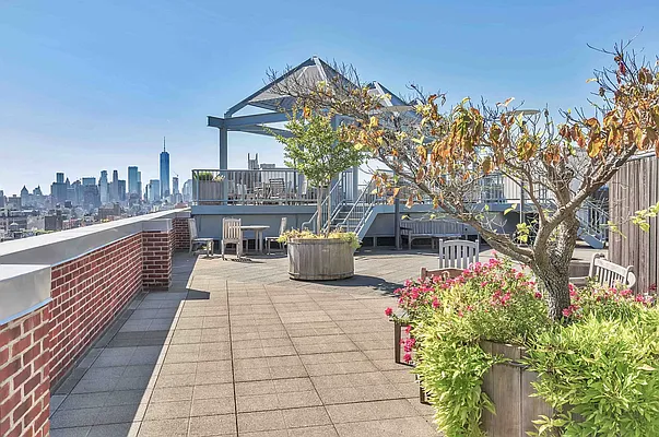 Sold by Compass | media 16