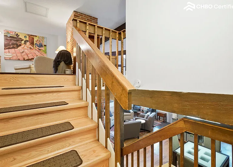 Stairs to basement