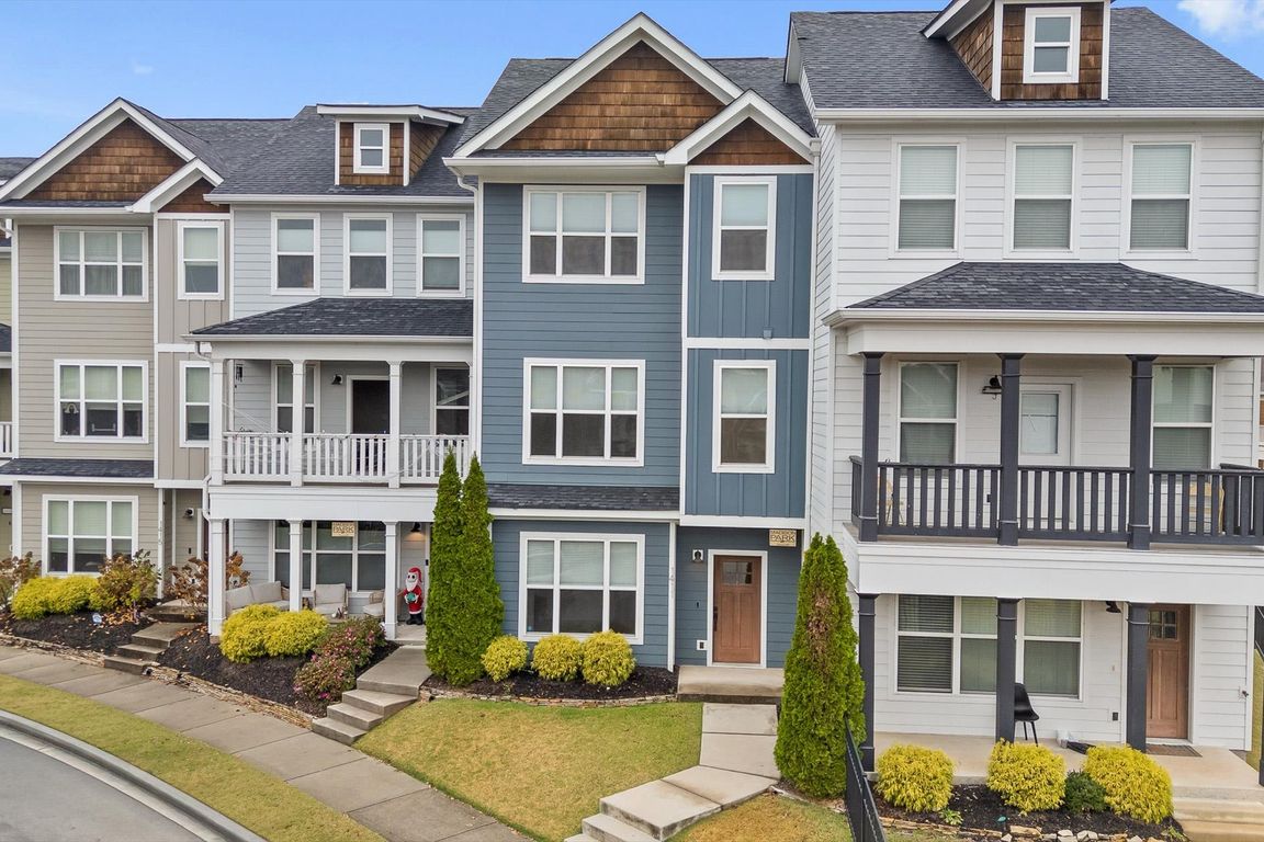 next background image