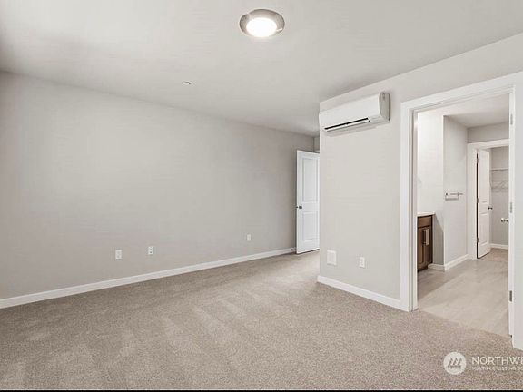 4th image of 14925 44th Ave W