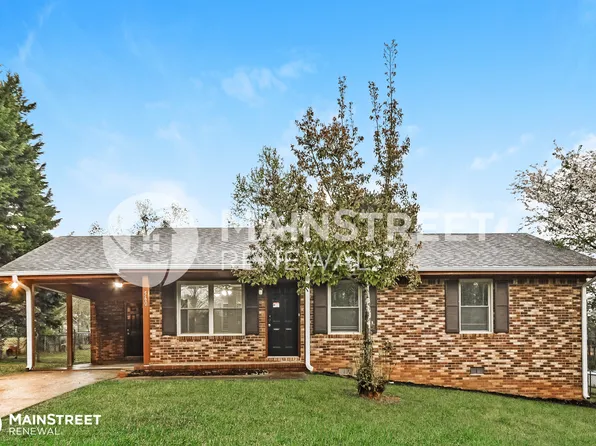 560 Mills Dr, Covington, GA 30016