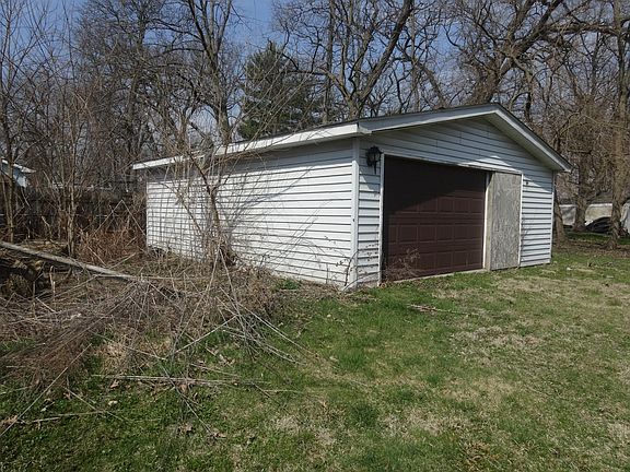 3rd image of 14722 Lee St #14726