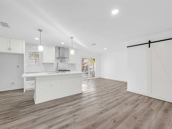 5th image of 6014 Belarbor St