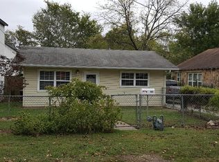 904 N Main St, Bentonville, AR 72712