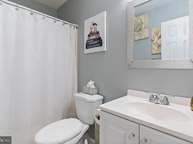 12258 Catalina Dr — Photo 21