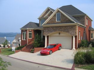 4464 Sailmaker Cir, Chattanooga, TN 37416