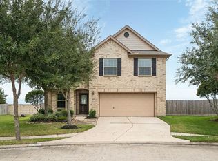 9551 Silver Ridge Dr, Rosharon, TX 77583