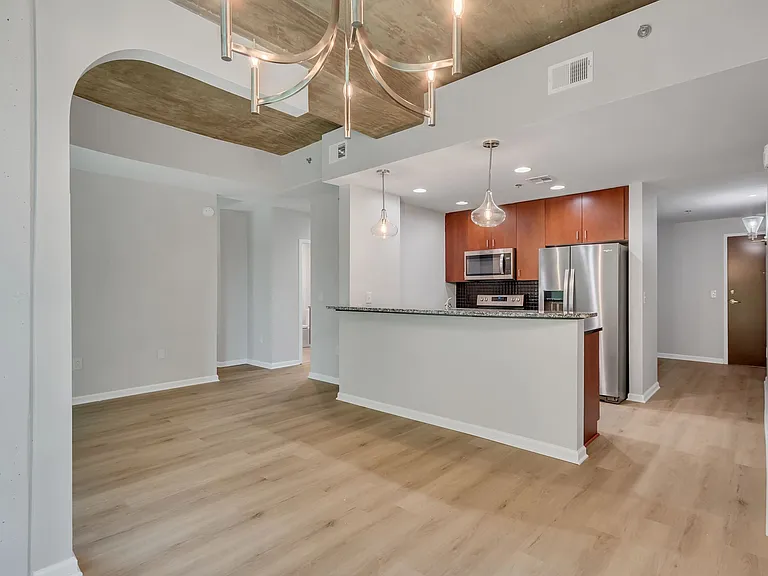 415 Church St #1105 — Photo 20