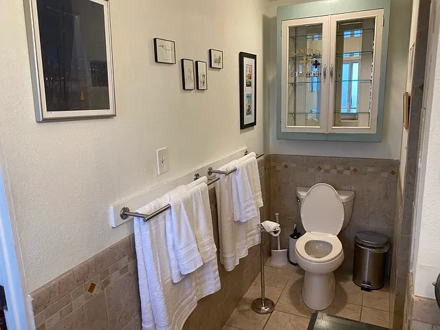 224 Hermosa Dr SE — Photo 128