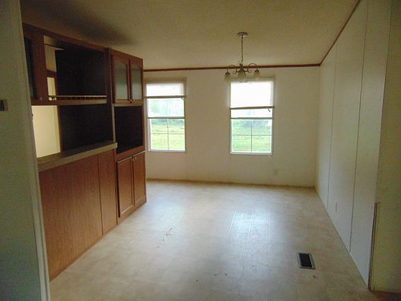 3rd image of 4141 Alderbrook Ct