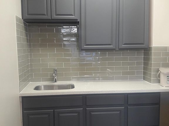 3rd image of 555 Taylor St APT 302