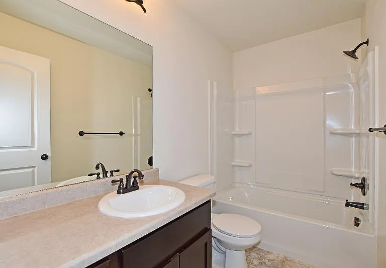 8615 15th Street Rd — Photo 8